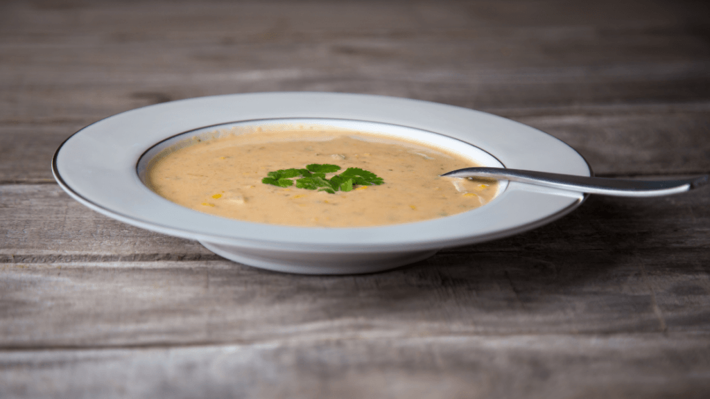 Creamy cauliflower chowder, a gluten-free and lectin-free whole-food recipe shared by a holistic chiropractor in Marietta GA focused on gut health and wellness.